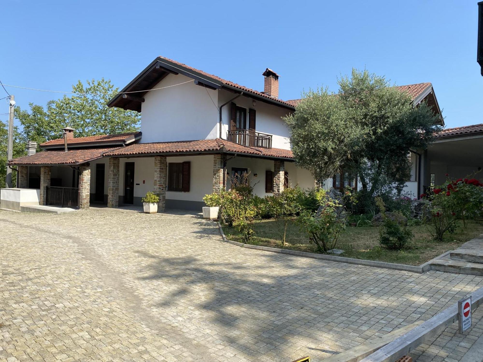 Case Vista Alta Langa, Studio Belbo Cravanzana Exterior photo